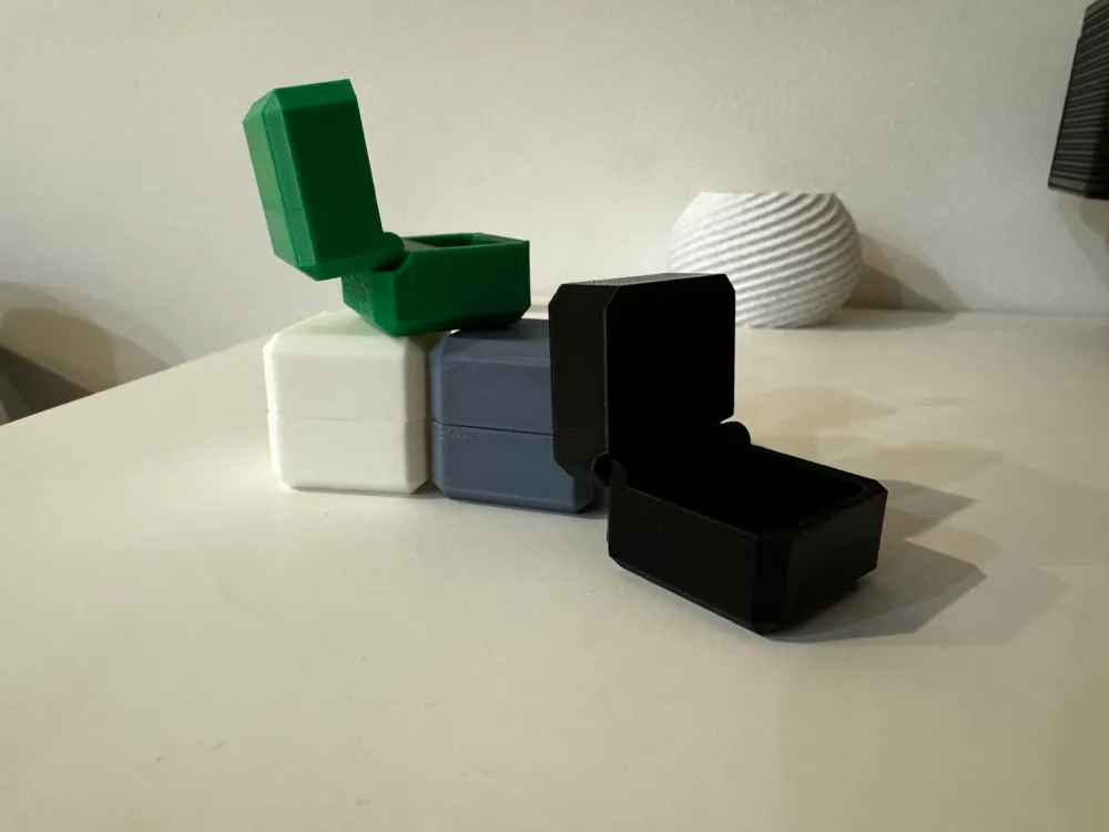 Mini Storage Box Hinged - Print In Place - Free 3D Print Model - MakerWorld