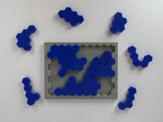 Beehive puzzle with rectangular base