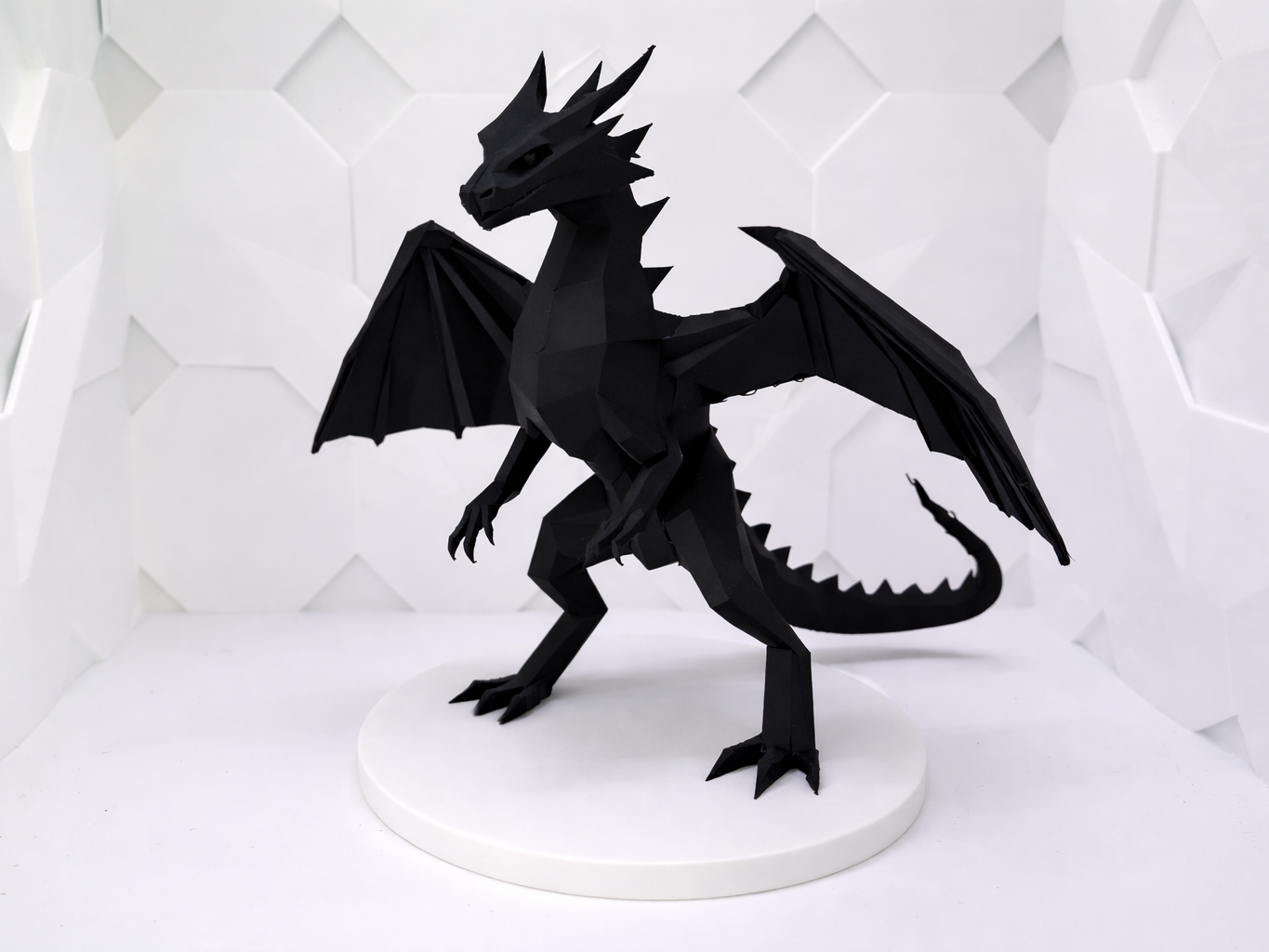 Polygon Drache auf Stand