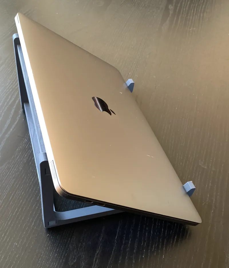 Laptop stand flatpack when disassembled