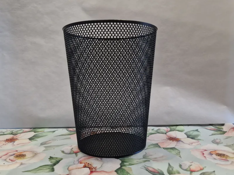 Full Perforated Trash Bin – Lightweight (75g)