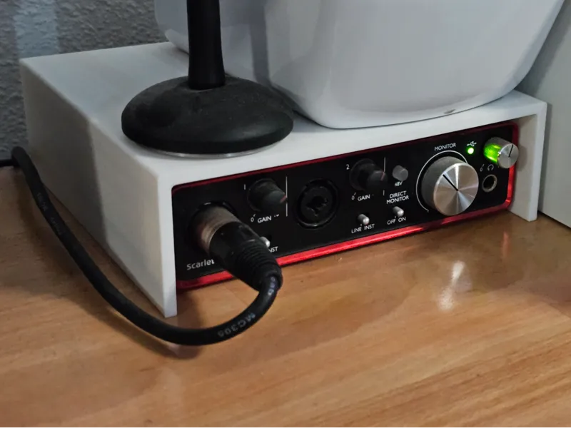 Focusrite Scarlett 2i2 Gen2 cover
