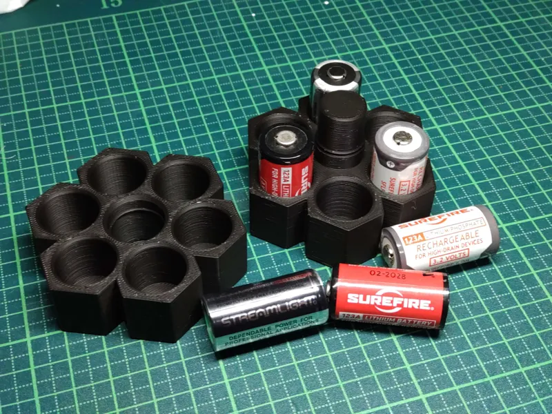 CA123A Battery holder