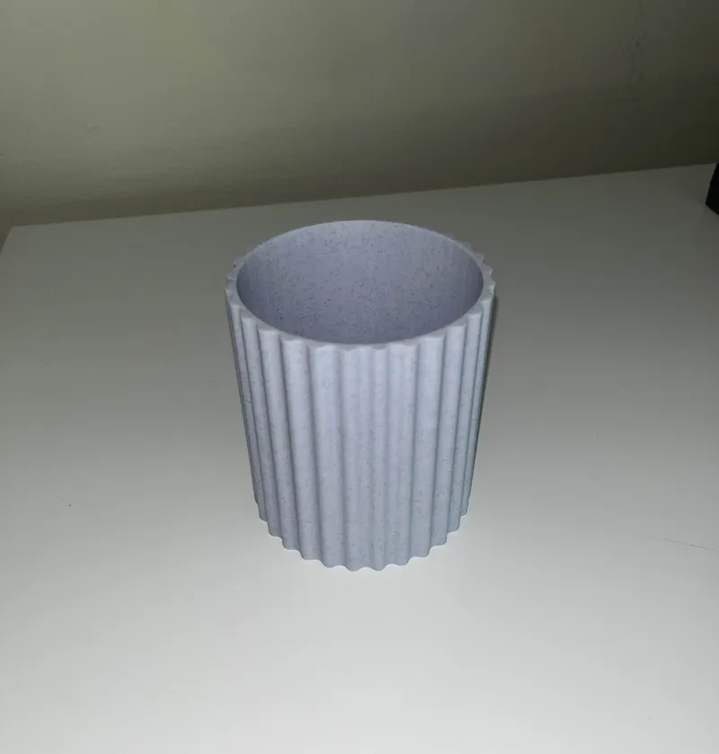 Plant Pot with Secret Drip Tray