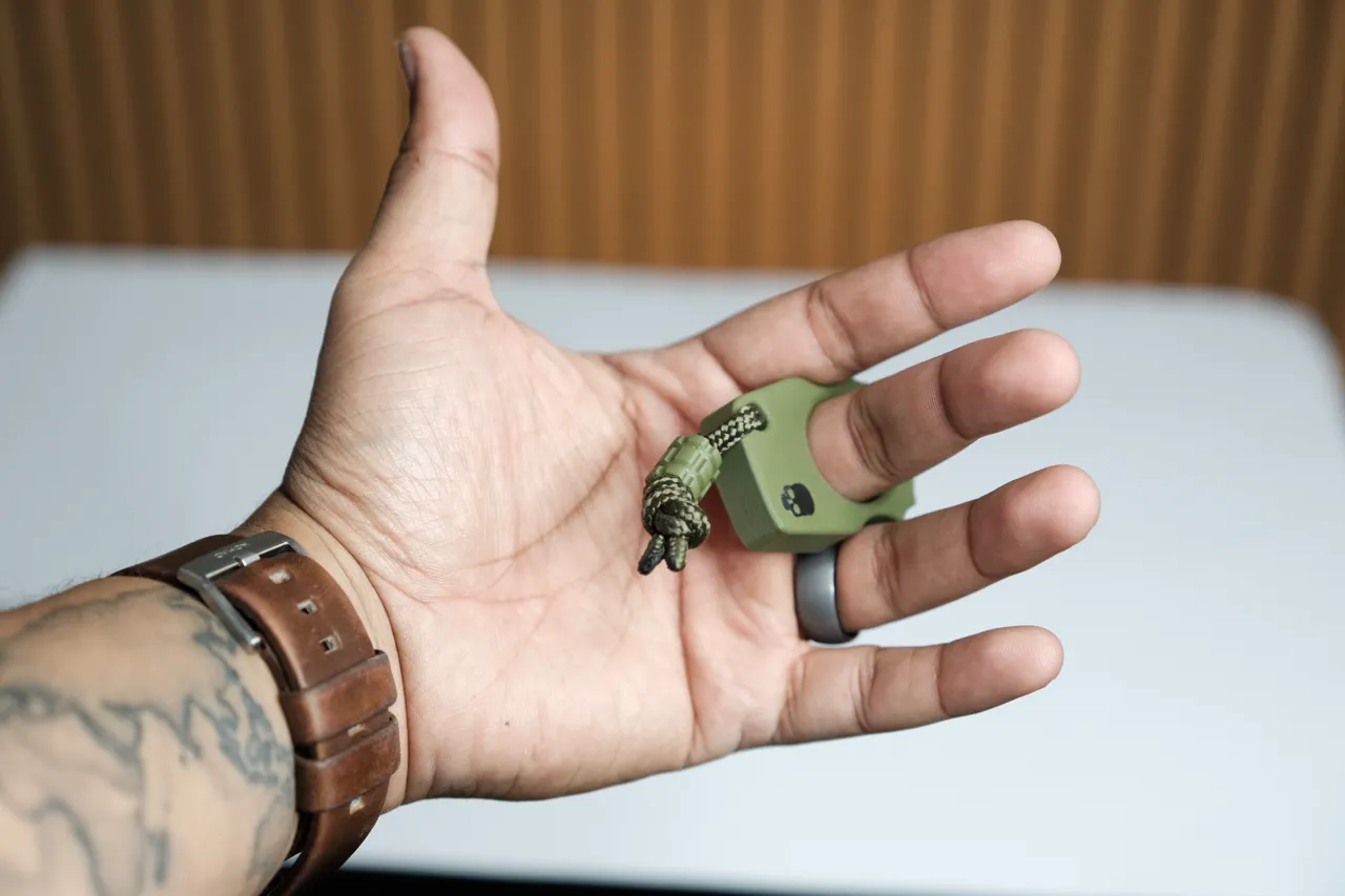 MINI Tactical EDC Knuckle Keychain view 3
