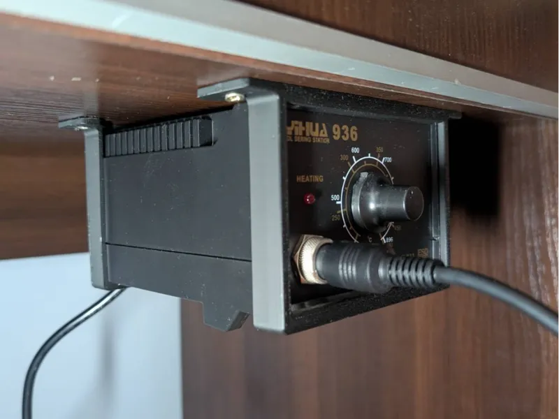 Under-desk holder for yihua 936 soldering station
