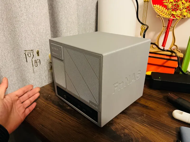 NAS机箱4盘位