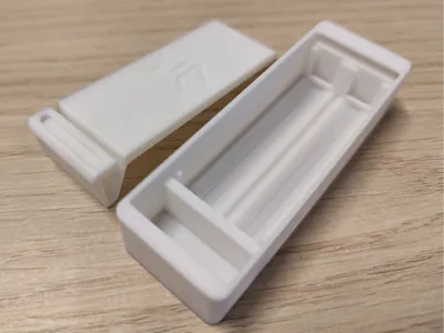 AAA Battery Holder With Cover