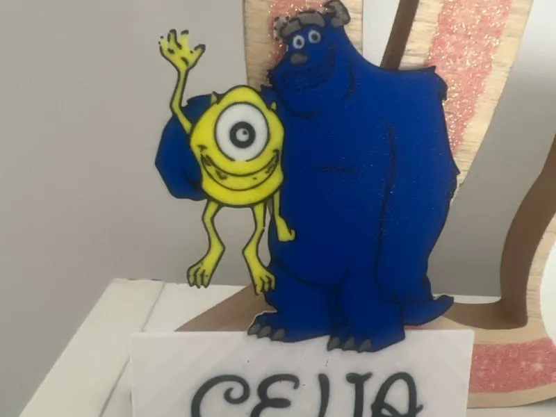 cartel de mostrusos S.A oso