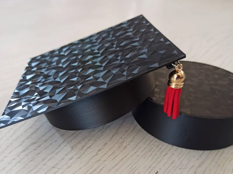 graduation cap gift box