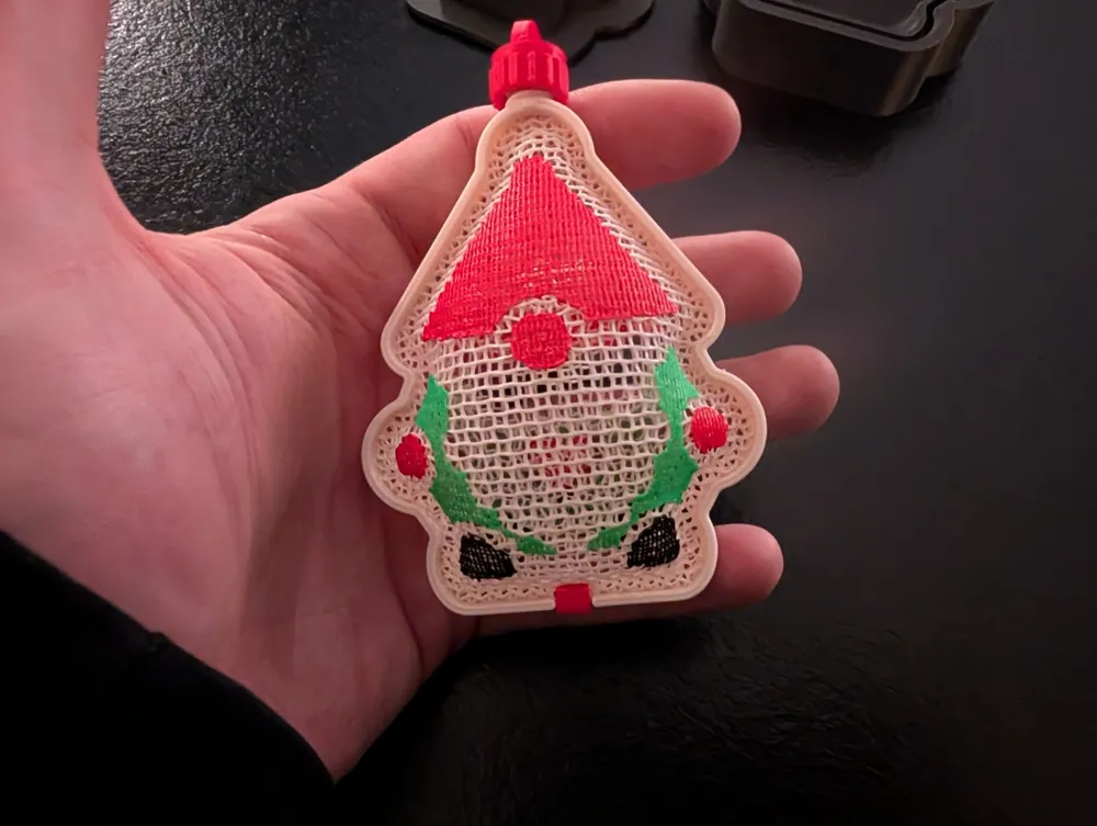 Round Model Designs Thermoformed Christmas Gnome - Free 3D Print Model - MakerWorld