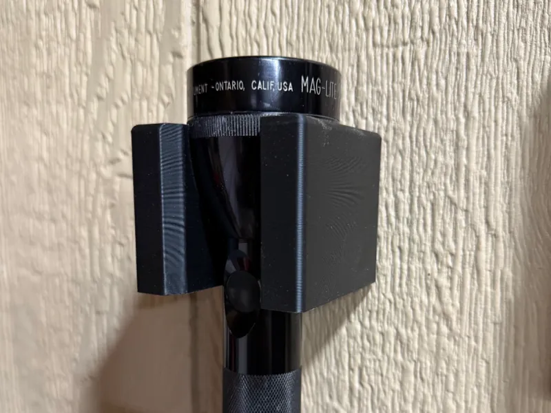 2C Maglite Holder