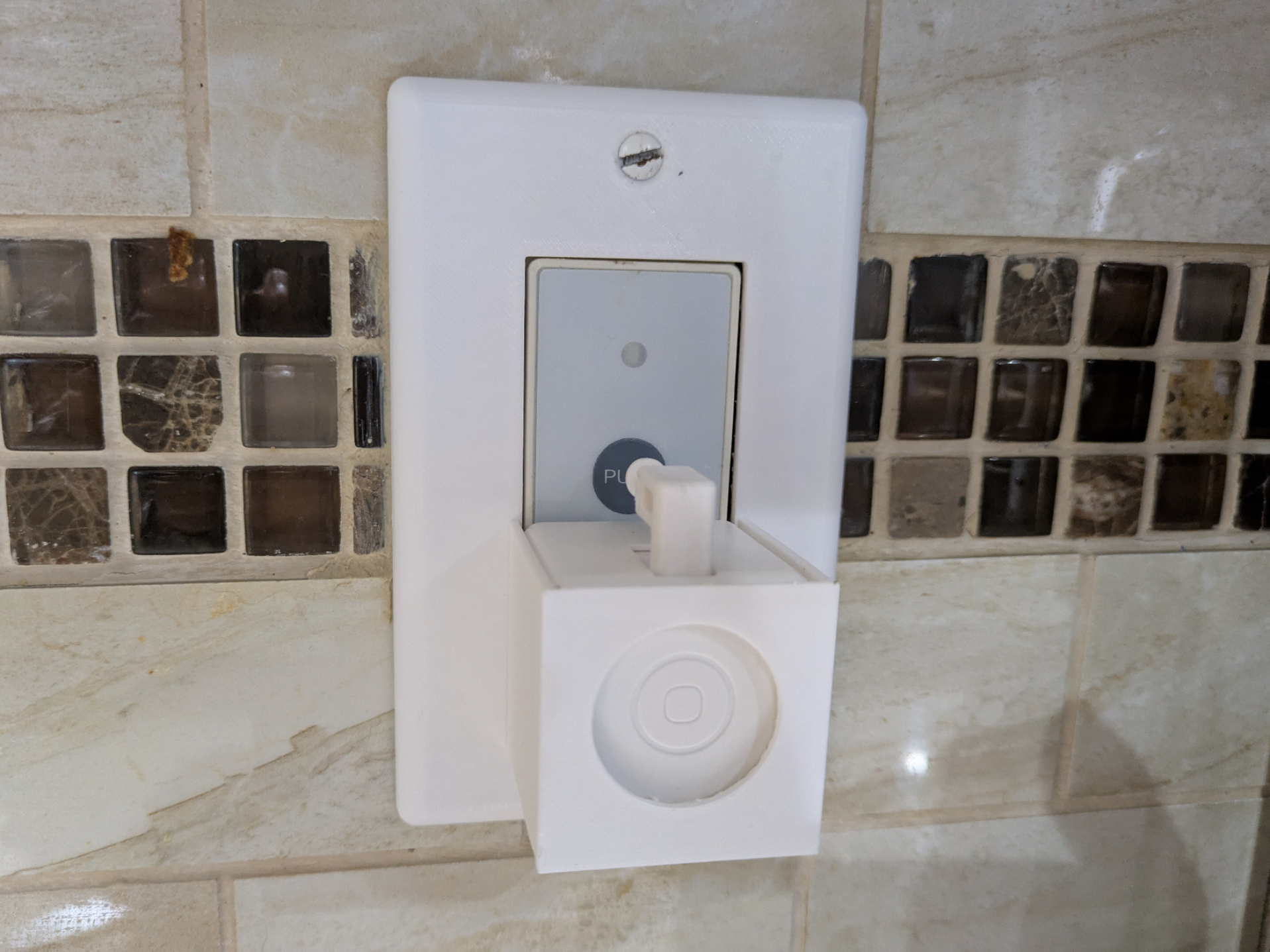 Fingerbot Switch Cover Holder