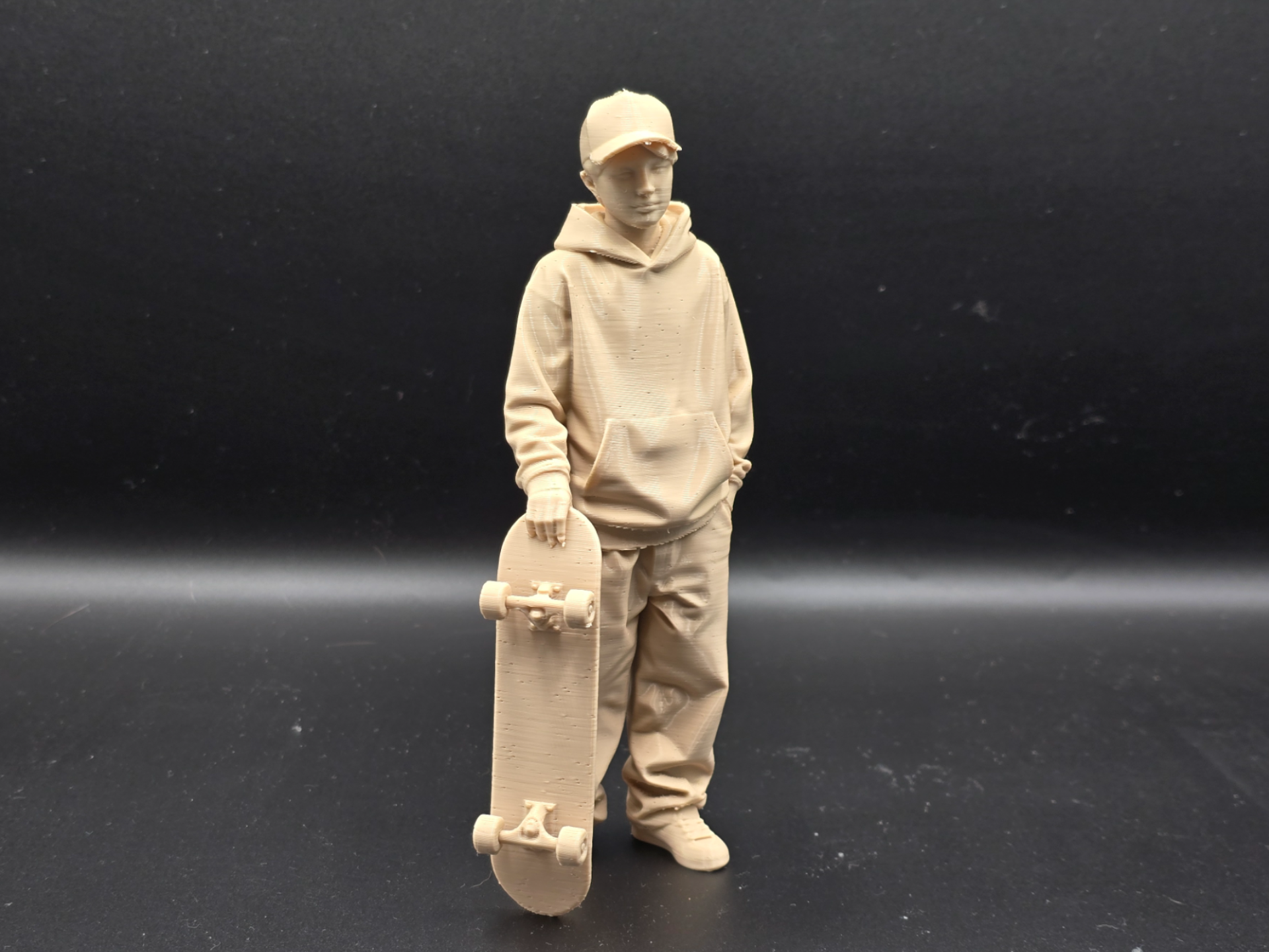 Skate Boy Figure 1/10