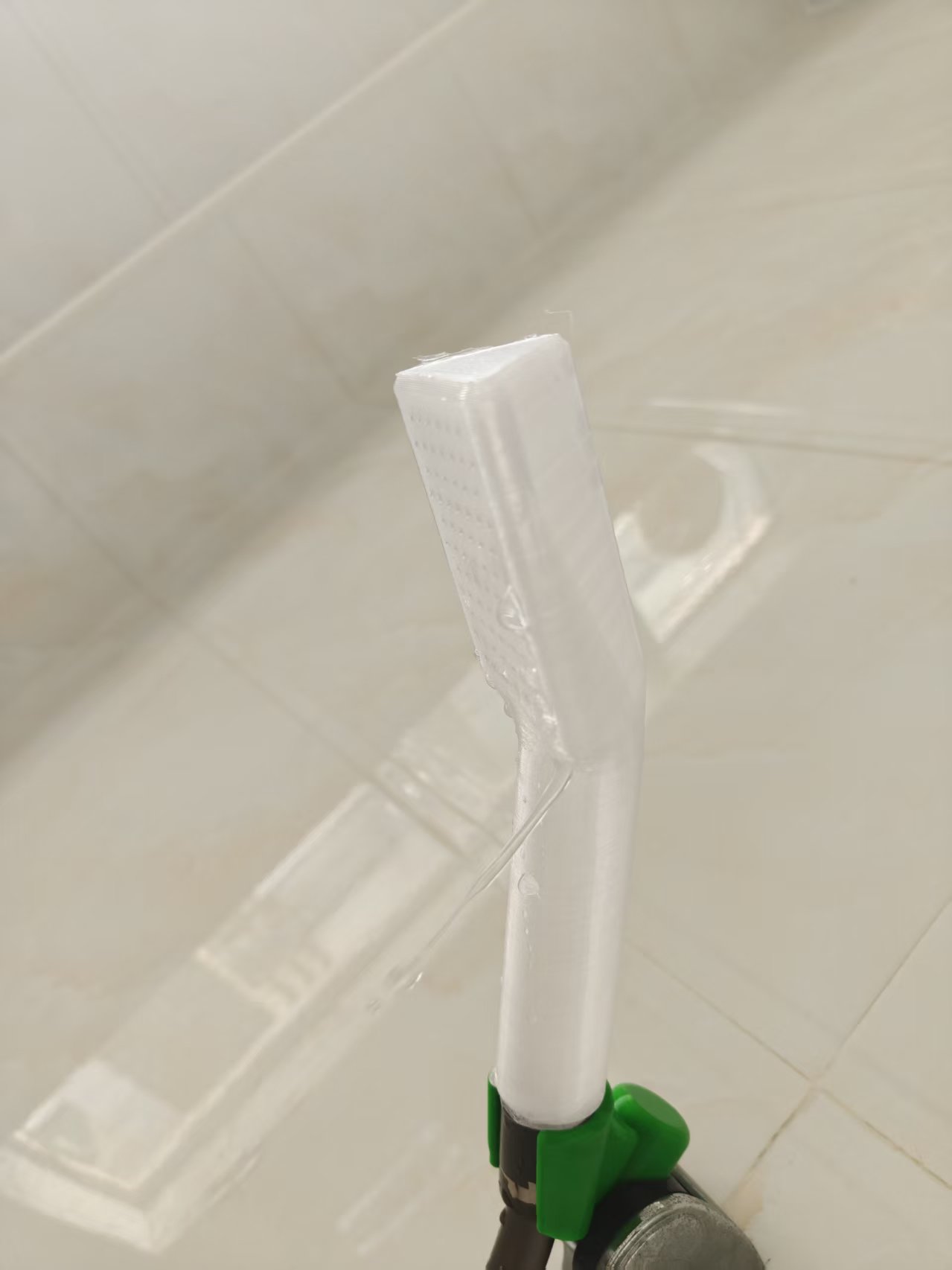 Miniatura 1 do modelo 3D 超超大流量花洒（减水压）