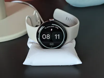 Pixel Watch 4 charging pillow