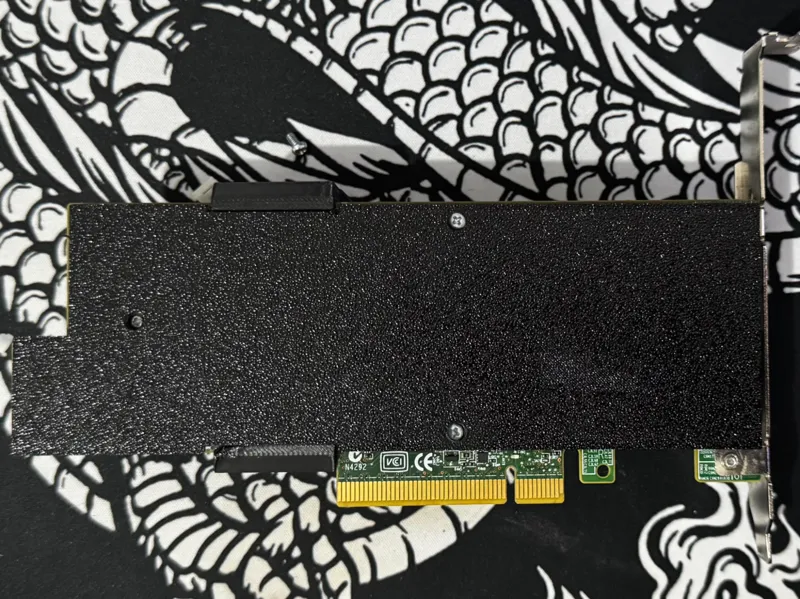 Backplate LSI Megaraid 9361-8i (Commercial Free)