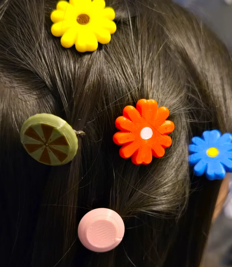 Vanellope von Schweetz hair charms & cookie medal