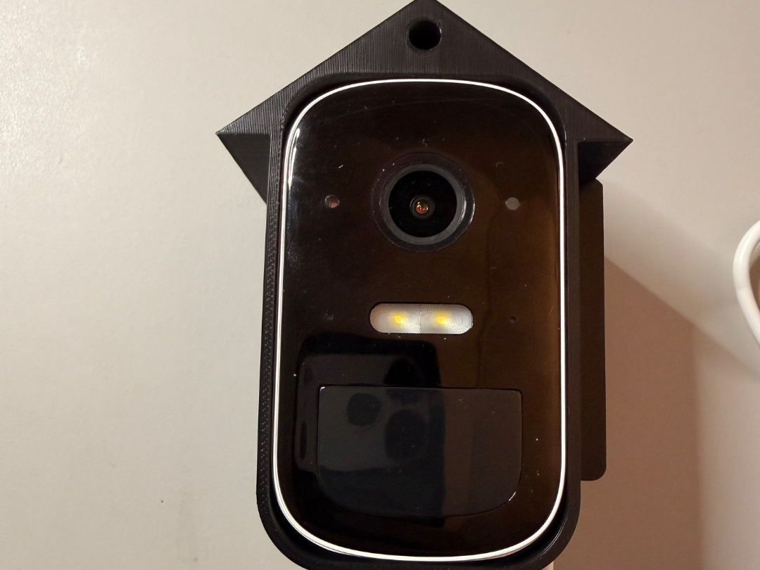 Eufy 2C Pro Wetterschutz im Vogelhaus-Design