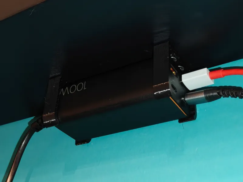 Halterung passend für Müller USB-Ladegerät 100W