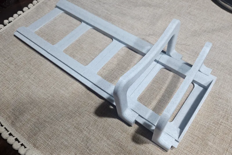 Adjustable and modular pan lid stand