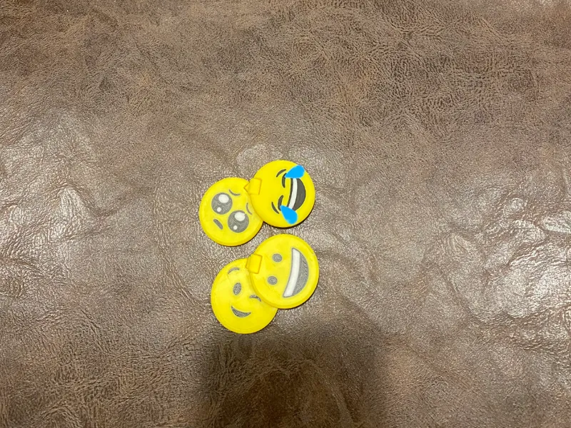 Emoji Flip Spin and Slide fidget (flippy coins)