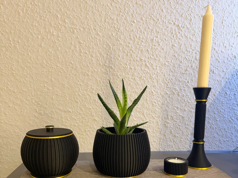 Modern Decor Set - Candle & Home Decor