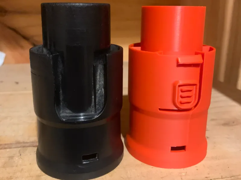 Vacuum cleaner hose connector