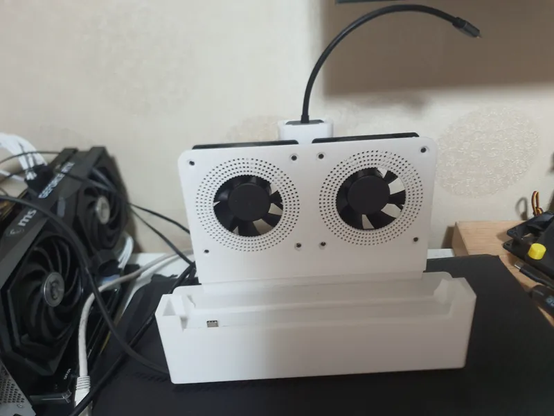 Lenovo Legion Go 1 Dock. 2X Cooling Fan With e-gpu