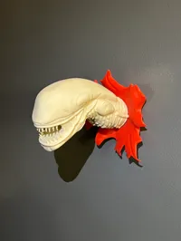 1 Magnet ChestBurster