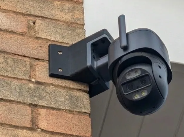 High Strength Reolink Trackmix Corner Mount