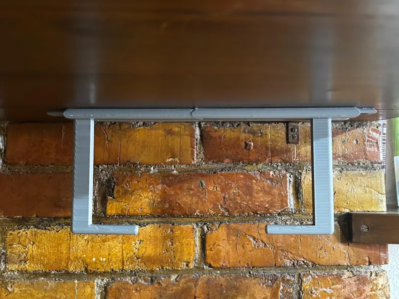 AdjustaRoll - Adjustable Paper Towel Holder