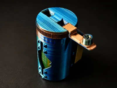 Doggie bag dispenser with rewind v2