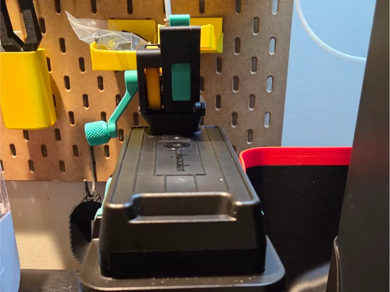 PolyDryer Mount for Manual filament winder. 