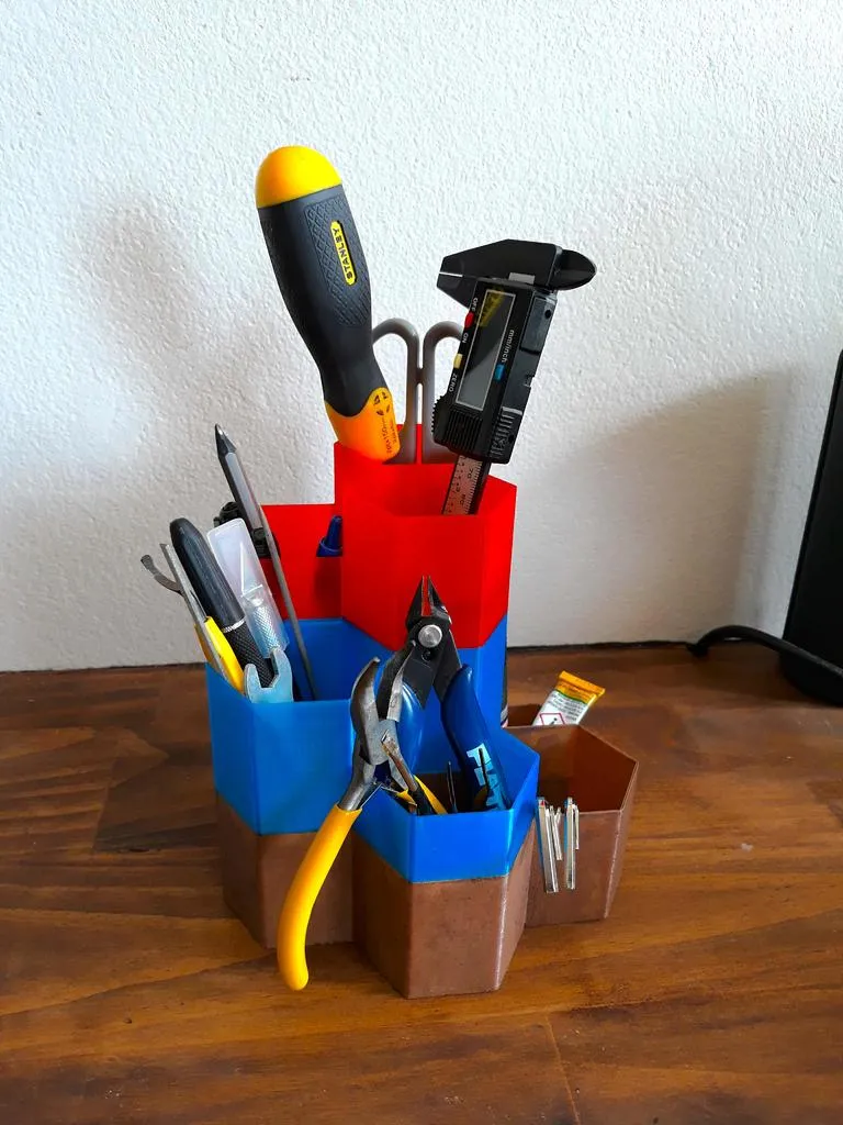 Color pen holder（彩色笔筒）