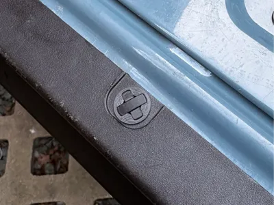 Tailgate Snap Fastener for Ford Trucks
