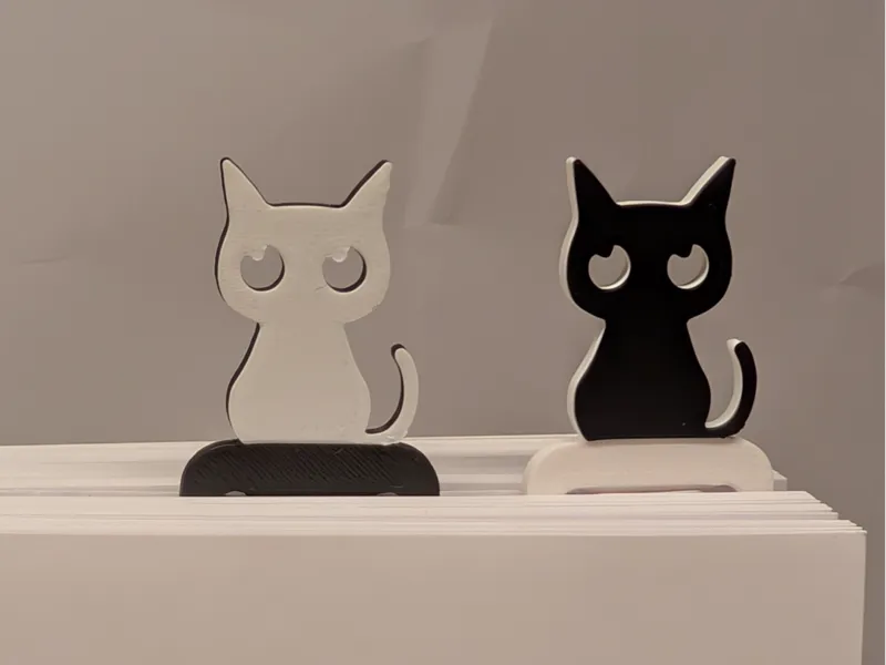 Cat bookmark