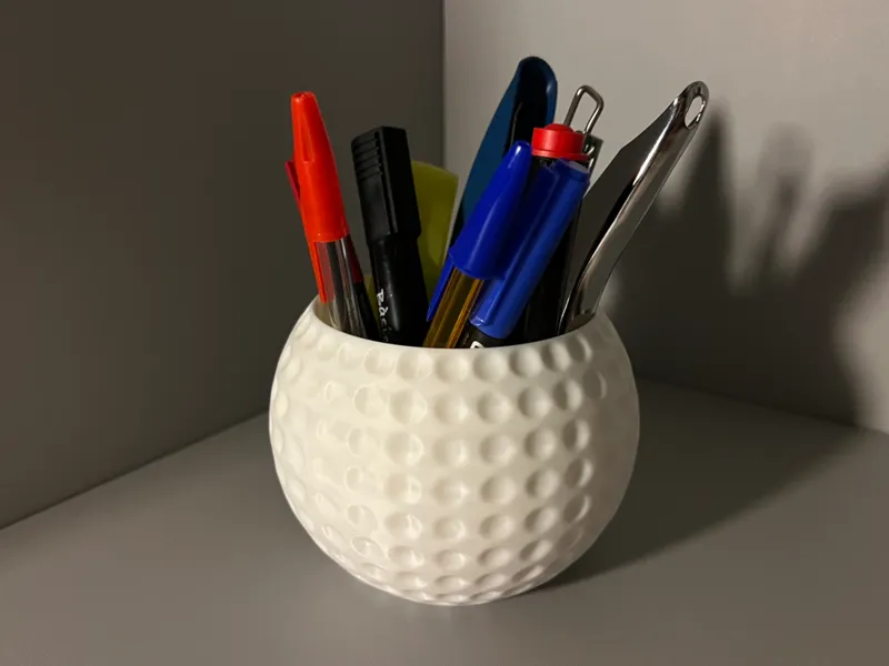 Putt Desk - Portapenne a Pallina da Golf