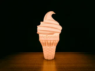 麦当劳甜筒冰淇淋（McDonald's Ice Cream Cone）