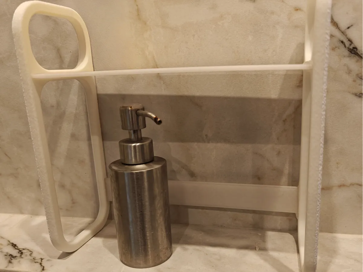 Étagère de rangement pour lavabo