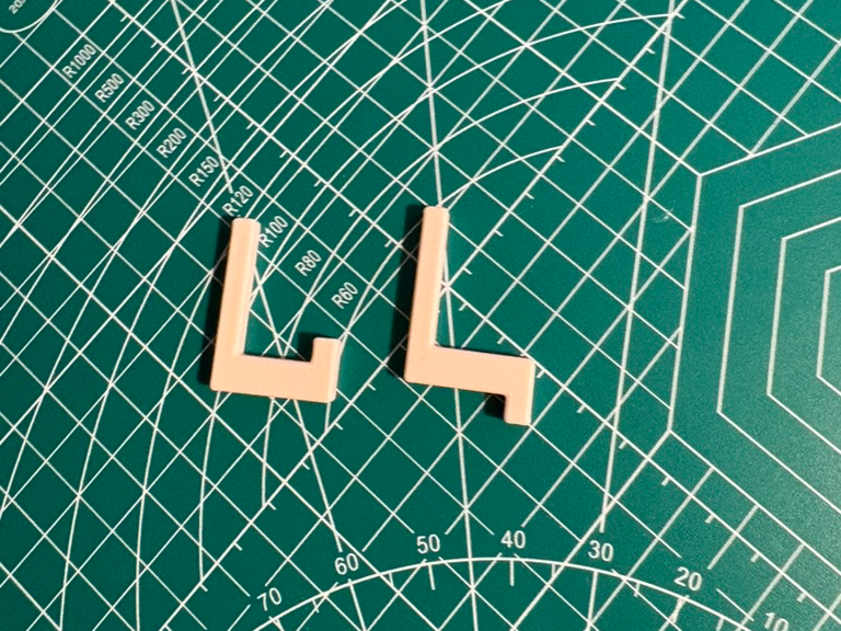 Generic Pegboard to Skadis Pegboard anchor hooks 