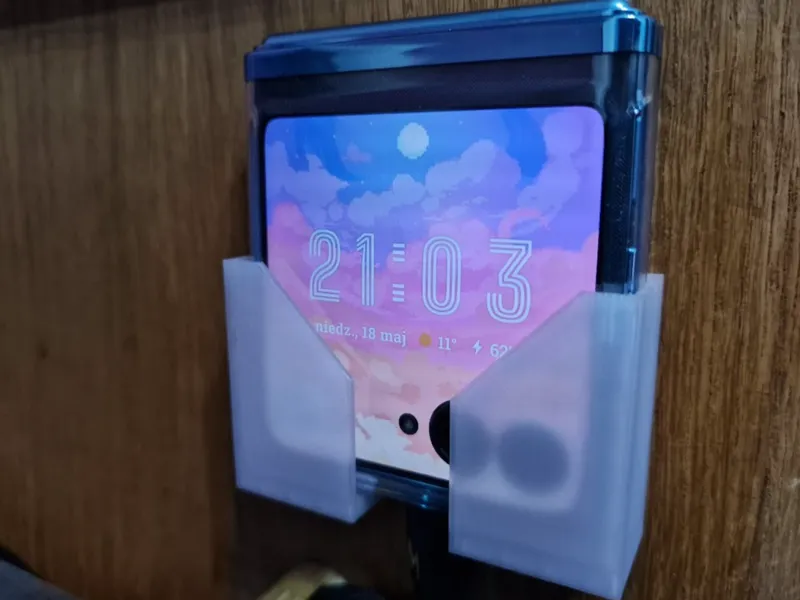 Motorola Razr 40 Ultra holder
