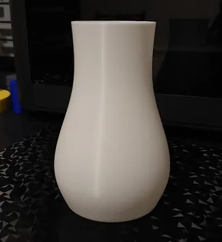KJL Smooth Vase