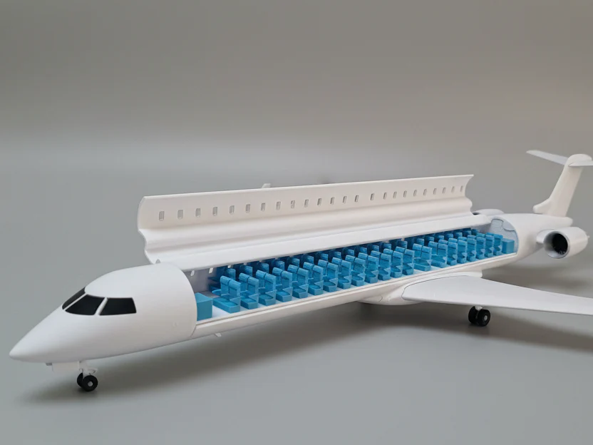 1/80 scale CRJ 900 Opening Fuselage Version