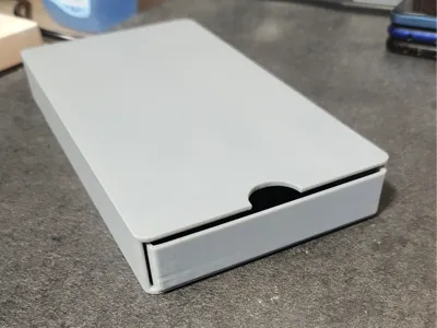 Simple phone case