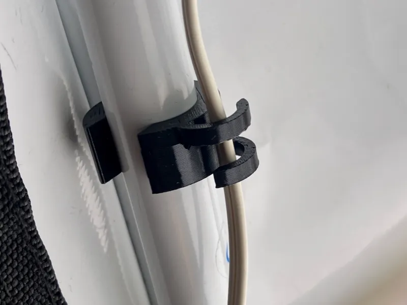 Kabel Halter für 16mm Rohre