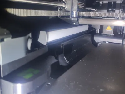 Automatic Aux fan cover/deflector