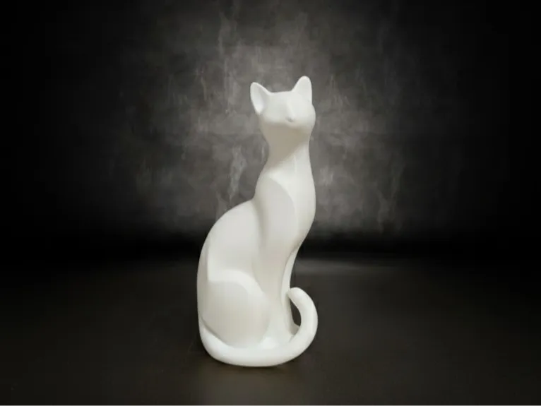 Minimalist Cat Sculpture - Modern Home Decor