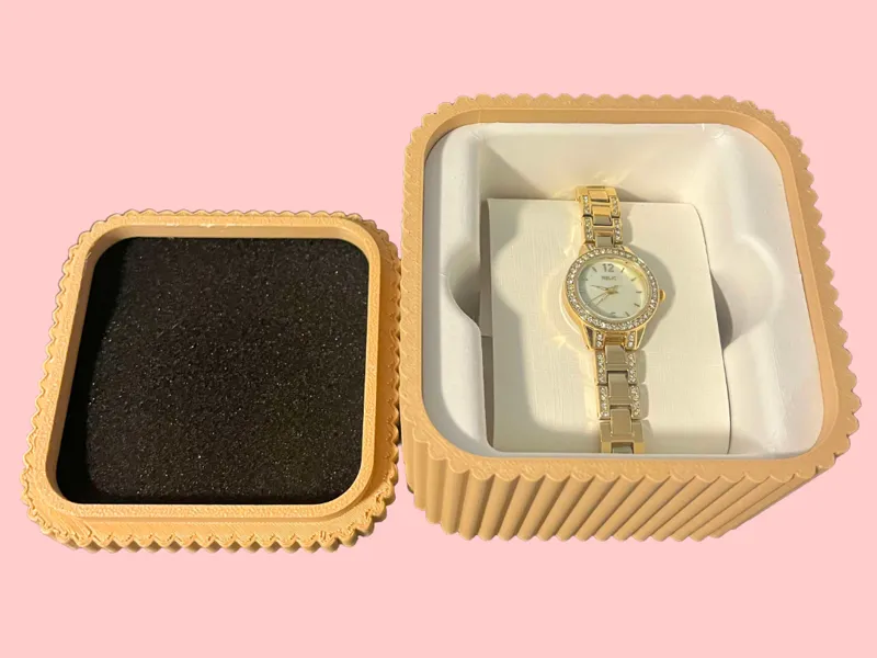 New Year's Gift Box