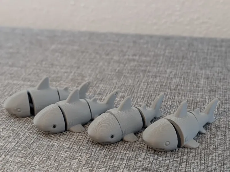 Mini Shark - Articulated Animal